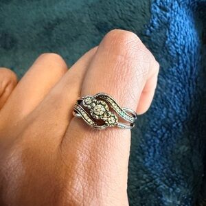 Elegant Sterling Silver Diamond Ring